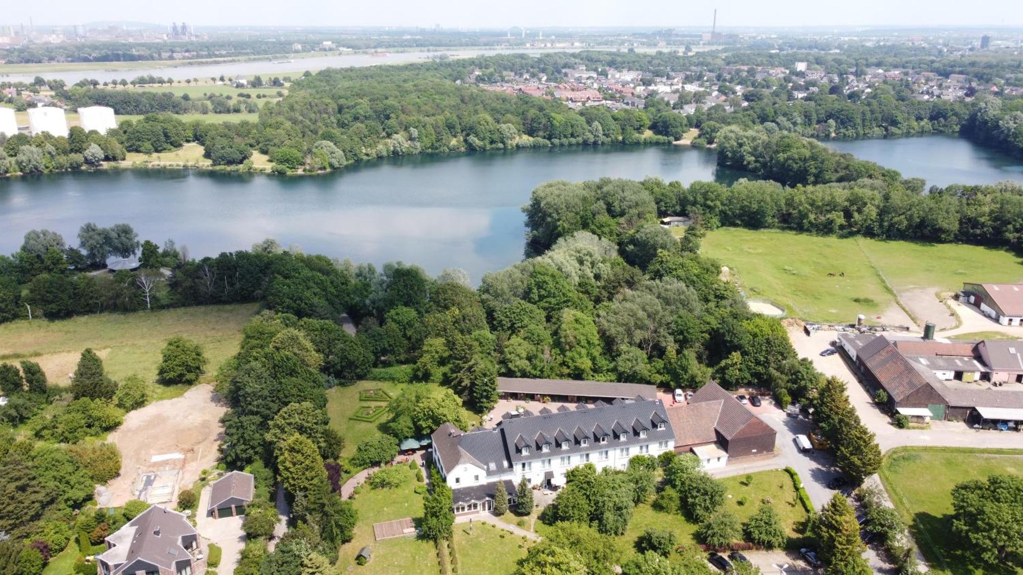 Hotel Und Restaurant Eurohof Duisburg Exteriör bild