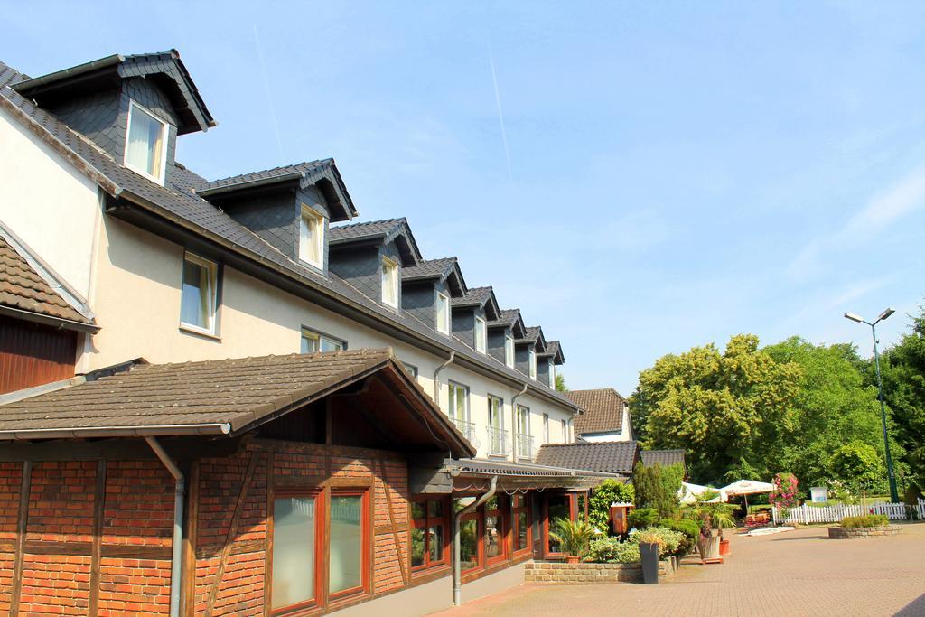 Hotel Und Restaurant Eurohof Duisburg Exteriör bild
